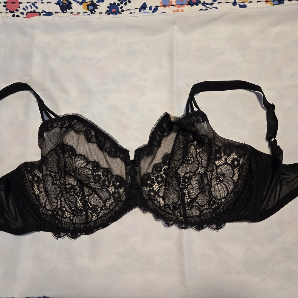 Wacoal Black Lace Bra with Underwire